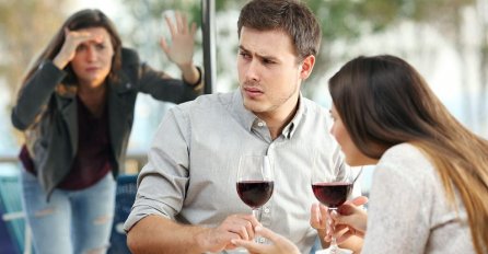 SVE ĆETE OTKRITI: Žene, dobro OTVORITE OČI - 12 SIGURNIH znakova da tvoj MUŽ IMA LJUBAVNICU!