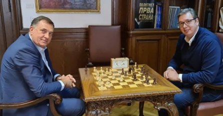 VUČIĆ ODMJERIO SNAGE SA DODIKOM, ODIGRALI PARTIJU ŠAHA: Pohvalio se na Instagramu!