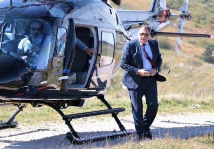 Dodik helikopterom Vlade RS-a obilazi predizborne skupove