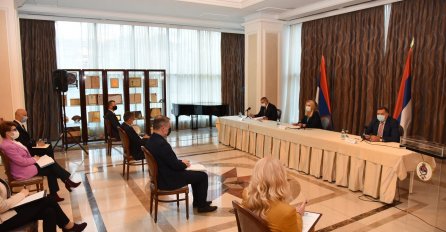 DODIK NAREDIO MINISTRU ZDRAVLJA DA SKINE MASKU?! Evo šta je Šeranić uradio