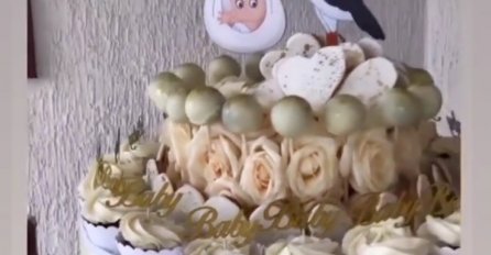 STIGLO IZNENAĐENJE ZA LUNU: Rano jutros stigao poklon ZA BEBICU, EVO ŠTA JE DOBILA (FOTO)