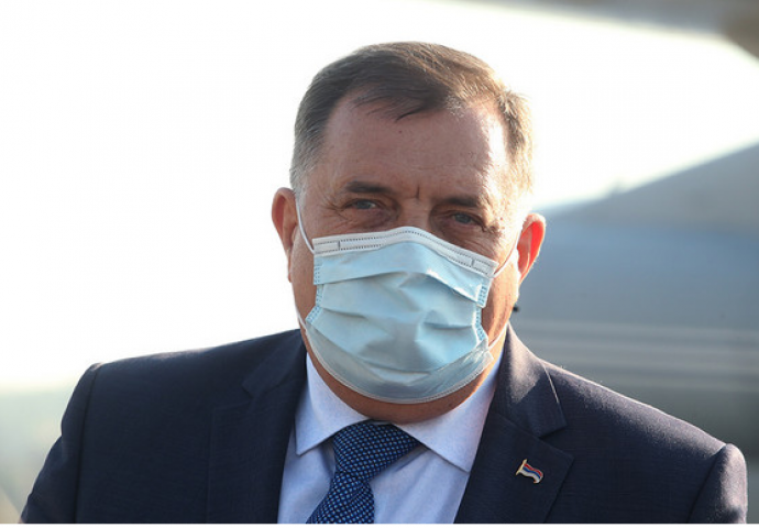 BIĆE NABAVLJENE DOZE ZA SVE GRAĐANE Dodik: Primiću vakcinu protiv korone kada stigne u Srpsku
