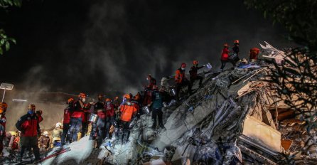 "NISAM IZGUBIO NADU" Nakon zemljotresa muškarac bio ZATRPAN 34 sata (VIDEO)