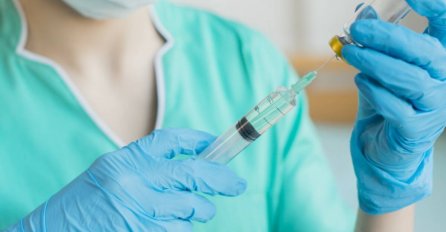 ZAĆUTAO PRED TUŽIOCEM Ljekar osumnjičen da je od pacijenata uzimao mito kako bi ih operisao mimo liste čekanja