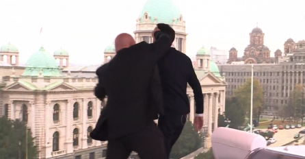 PALMA JUTROS OBORIO VODITELJA JUTARNJEG NA POD: Upozorio ga je, ALI OVAJ JE NASTAVIO - SRUŠIO GA JEDNIM POTEZOM (VIDEO)