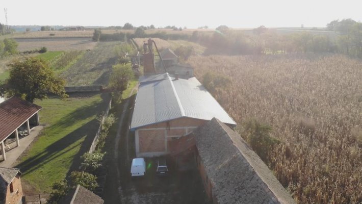 2367245-1604172016pozarevacfabrikanapoklonfotorina4-ff