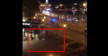 OVAJ SNIMAK IZ BEČA SVI DIJELE! DVOJICA MLADIĆA PROGLAŠENI HEROJIMA: Pogledajte šta su uradili samo 5 metara udaljeni od napadača (VIDEO)