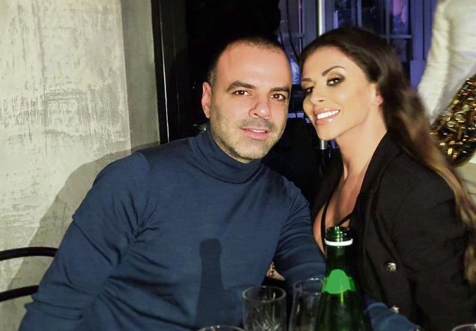 POSLIJE DARKA LAZIĆA OGLASILA SE I ANA SEVIĆ: Pjevačica sa stomakom DO ZUBA poručila JEDNO! (FOTO)