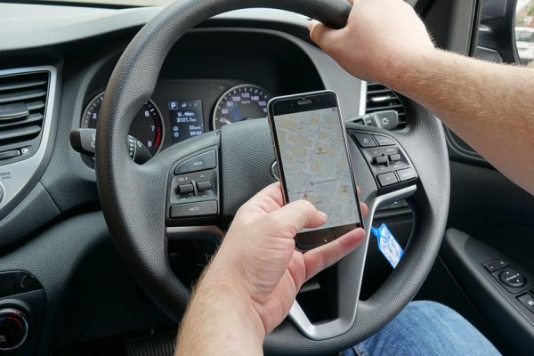 the-five-driving-mistakes-everyone-makes-hero-image-james-lisle