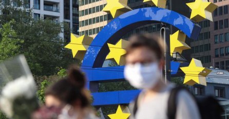 UVEDENA JEDNOMJESEČNA BLOKADA Građani na ulicama, protestuju zbog epidemioloških mjera