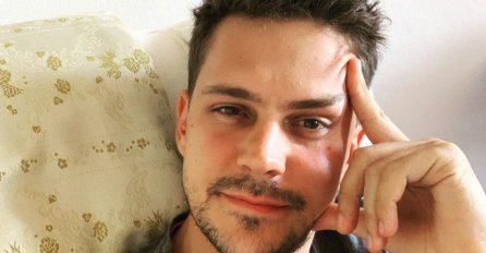 ŽENE ĆE POLUDITI! Glumac neobičnom fotografijom napravio POMETNJU NA INTERNETU! 