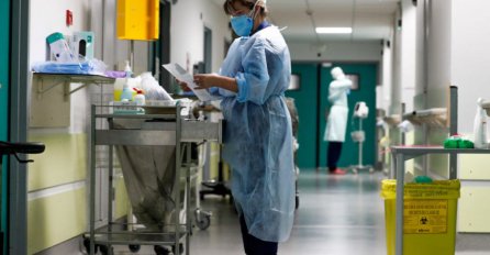 UMRLE 34 OSOBE U Grčkoj za dan registrovano 2.556 novozaraženih koronom