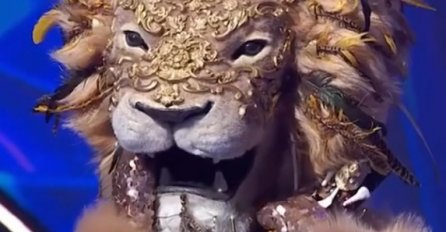 ONA JE ZAPJEVALA I GLEDATELJI SU ZANIJEMILI: Kad je skinula MASKU, USLIJEDIO JOŠ VEĆI ŠOK - EVO KO JE ONA