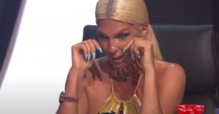 KARLEUŠA KRENULA DA IZVRIJEĐA TAKMIČARKU, A ONDA ZAPLAKALA: Evo šta se desilo, GRCALA U SUZAMA