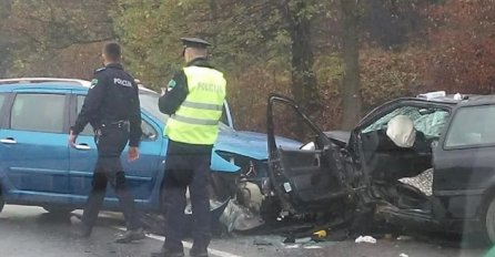 GRAČANICA Tri osobe povrijeđene u teškoj saobraćajnoj nesreći