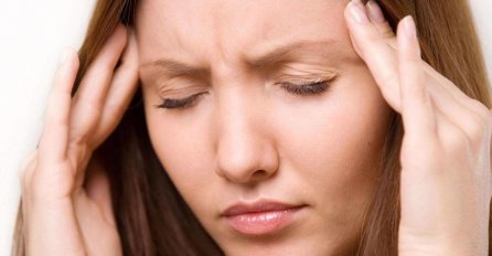 Pobjedite glavobolju pomoću trika sa peškirom: Opustiće vas za nekoliko minuta, a BOL ĆE NESTATI!