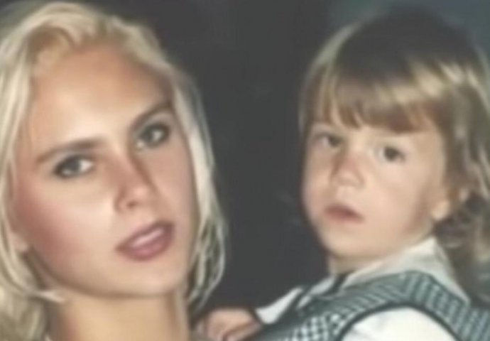 PREPOZNAJETE LI MAJKU I KĆERKU SA SLIKE: Cijeli Balkan ih jako dobro zna, SVAKI DAN SU NA TV-U