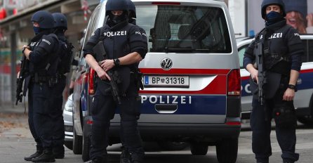 "NAPAD NIJE IZVRŠILA JEDNA OSOBA" Austrijska policija istražuje osumnjičene saučesnike teroriste iz Beča