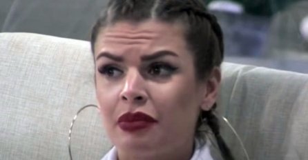 RIALDA DOBILA OD MAME ČESTITKU ZA ROĐENDAN: A tek da vidite kako ona izgleda, MNOGI MISLE DA SU SESTRE (FOTO)