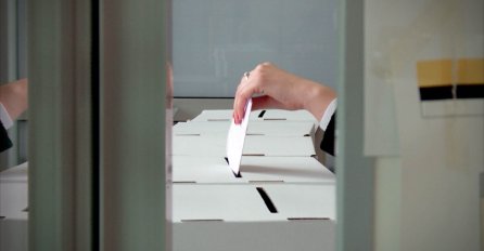 Krizni štab KS uputio poziv građanima tokom glasanja: Maksimalan oprez