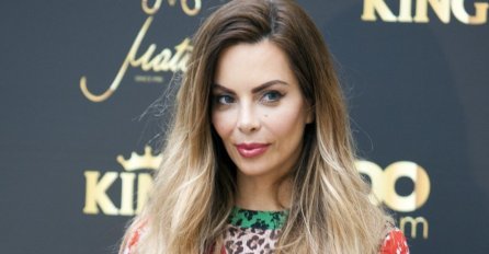 DA LI JE OVO NJENO NAJGORE IZDANJE? Nikolinu Pišek uvijek gledamo sređenu, a sada je NEPREPOZNATLJIVA (FOTO)