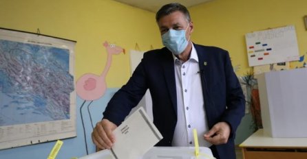 Fuad Kasumović ostaje gradonačelnik Zenice