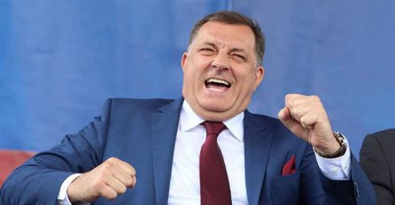 ISPLIVALA HIT FOTOGRAFIJA DODIKA DOK JE TRENIRAO FUDBAL: Mlađi, mršaviji, POGLEDAJTE KAKO JE IZGLEDAO