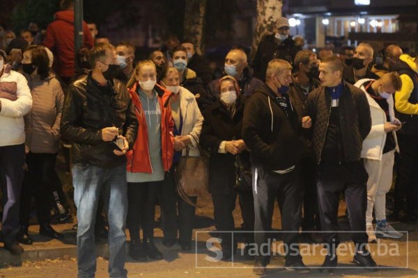 ilijas-opcina-narod-i-pravda-gradjani-protest-novembar-2020-dzk-rsa009-1