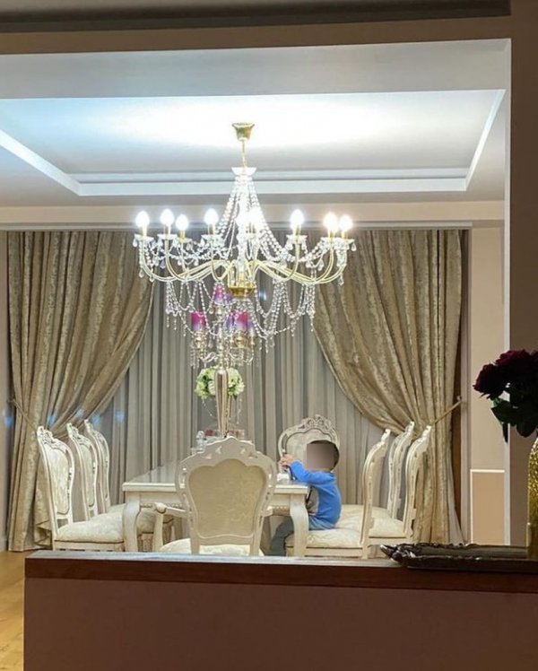 1605693376426-zorana2-830x0