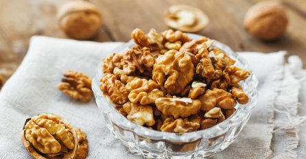 LJEKARI SAVJETUJU: Jedan ORAH može da učini ČUDA za vaše ZDRAVLJE.