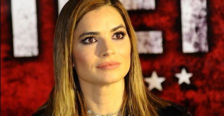 MNOGO PRIJE NEGO ŠTO SE UDALA: Evo KAKO je Marija Karan izgledala prije 15 godina!  (FOTO)