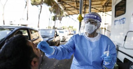 PREMINULE JOŠ 653 OSOBE U Italiji za dan više od 36.000 novozaraženih