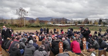 Tuga do neba: Klanjana dženaza tragično nastradalom Jasminu Beroviću