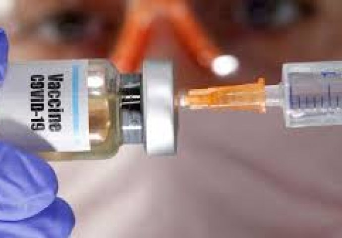 VLADA PREDSTAVLJA PLAN VAKCINISANJA Prvo će biti vakcinisani zdravstveni radnici i starije osobe