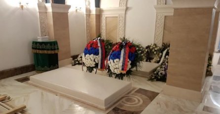 OVDJE ĆE POČIVATI PATRIJARH IRINEJ... Prve fotografije grobnice smještene u kripti Hrama Svetog Save 