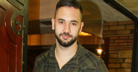 SJEĆATE SE MLADOG PJEVAČA? OŽENIO PRELIJEPU IVANU: Sad čeka drugo dijete, a evo kako izgleda (FOTO)