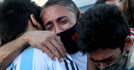 Sahranjen Diego Maradona