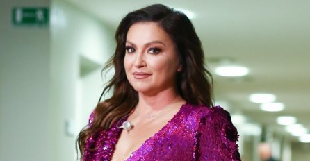 NINA BADRIĆ ODGOVORILA NA NOVE MJERE: Pjevaćemo pod tušem PODRŽALE JE LEPA BRENA I JELENA KARLEUŠA