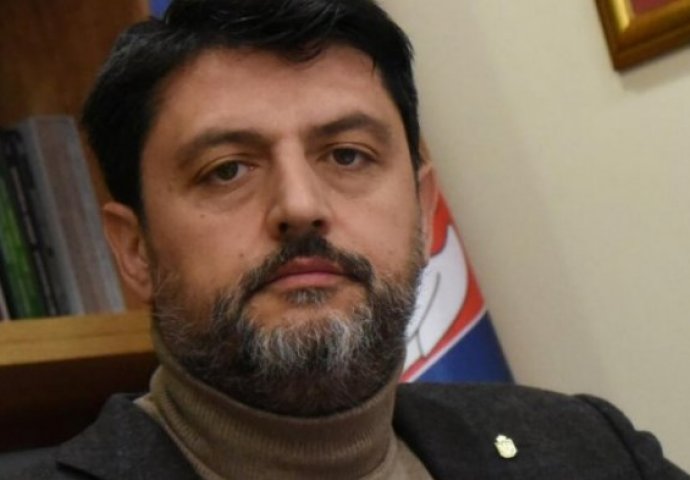 Ambasador Srbije proglašen personom non grata, zatraženo da napusti Crnu Goru