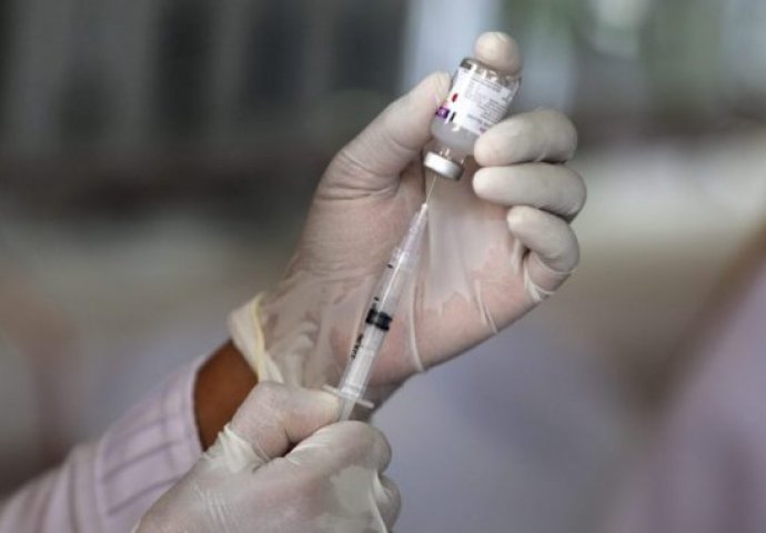 POTROŠENO SVIH 5.000 DOZA: Institut traži još vakcina protiv gripa