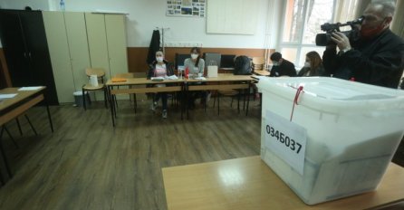 PONOVLJENI IZBORI U NOVOM GRADU: Do 16.00 sati glasalo 100 birača