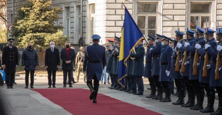 Komšić i Džaferović obilježili 15. godišnjicu Oružanih snaga Bosne i Hercegovine