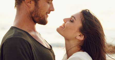 Na ovaj način će vam pokazati svoju ljubav: 10 stvari koje će svaki muškarac uraditi za ženu koju voli