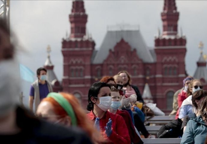 VAKCINISANO VIŠE OD 100.000 RUSA: Porast broja zaraženih usporen nakon rekordnog broja novozaraženih