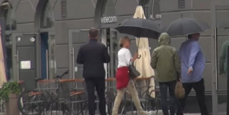 855547-printscreen-paparazzo-lov-brena-i-boba-ff