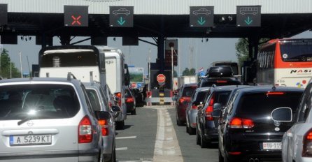 SDP BiH: Uvesti obavezno PCR testiranje za građane Srbije prilikom ulaska u BiH