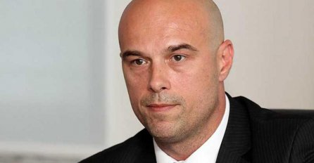 Ambasada SAD reagovala: VSTV mora ostaviti po strani Tegeltijine profesionalne ambicije