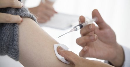 IMUNOLOG OTKRIVA! Ovako DJELUJE VAKCINA kada je PRIMITE, a njeno DEJSTVO je odloženo!