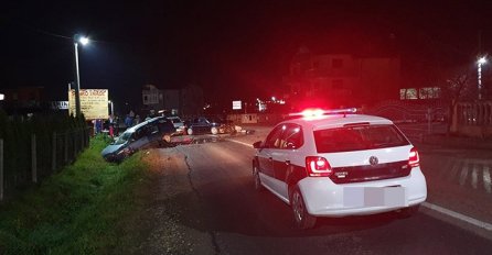Težak sudar tri vozila u BiH: Ima povrijeđenih