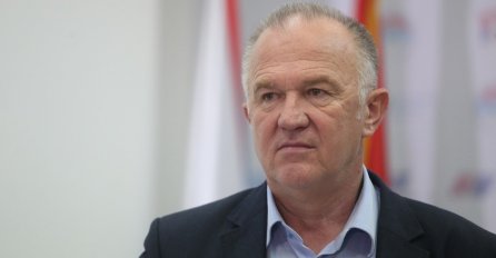 ČAVIĆ SE IZVINIO GRAĐANIMA: "Dogodila se greška, neće biti isključenja električne energije"